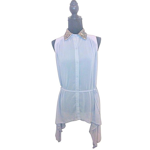 GRAY SLEEVELESS ASYMMETRIC BUTTON DOWN TOP WITH SILVER SEQUIN COLLAR & WAIST TIE - Picture 1 of 7